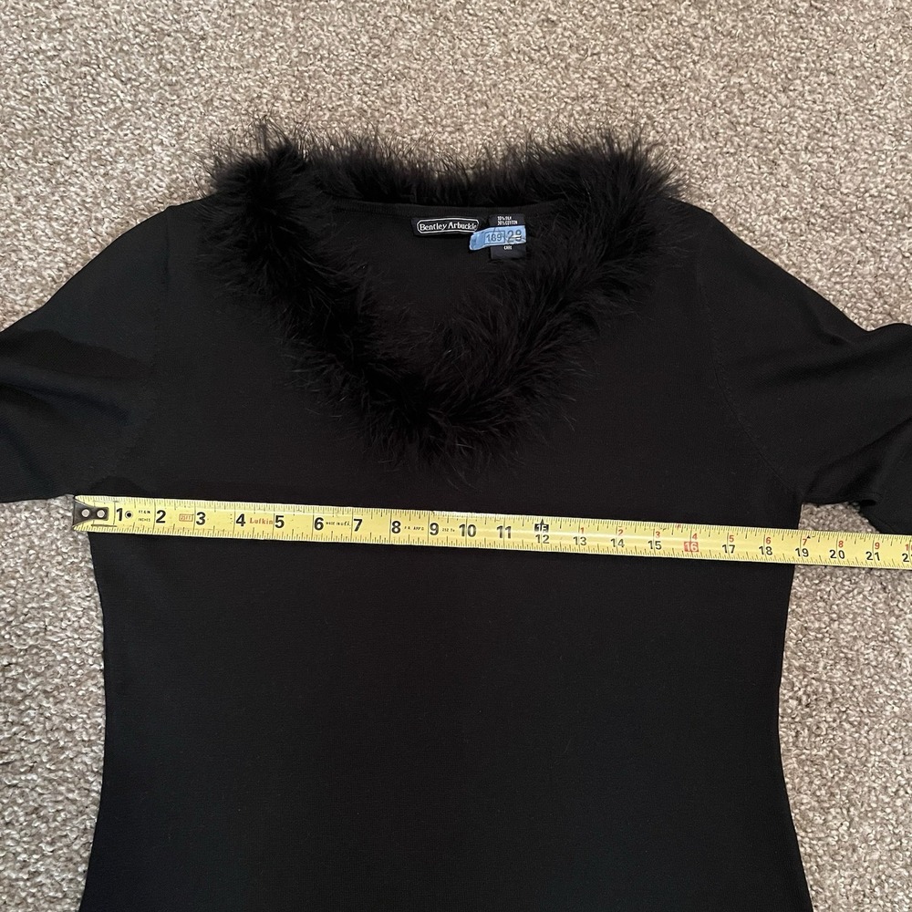 Black Silk Blend‎ Sweater M Feather Neck Luxury Old Money Chic Glam VTG
